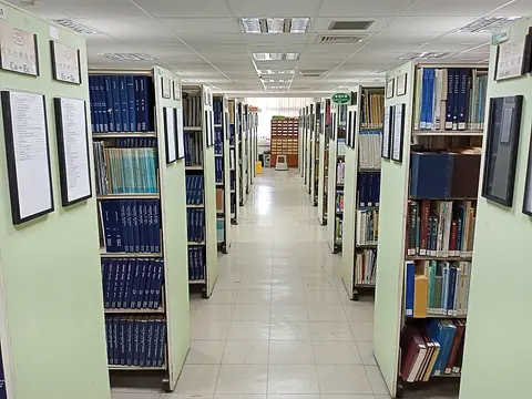 Livres Larousse