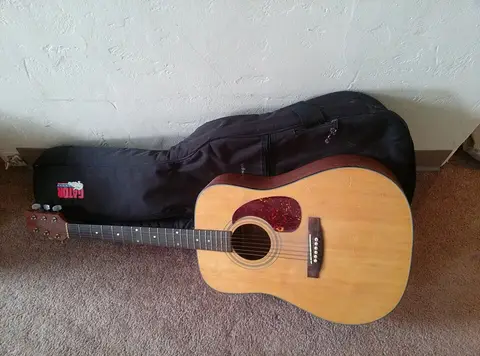 Guitare électro-acoustique