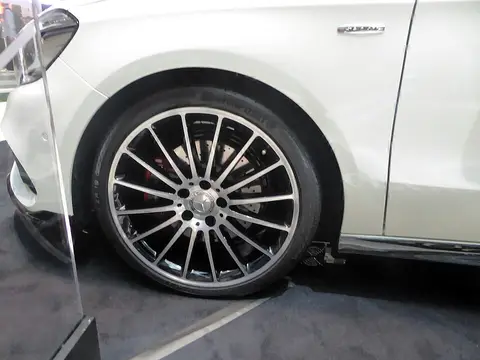 Pneu 225/45 R17 Goodyear