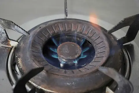 Cuisinière 4 feux Beko inox