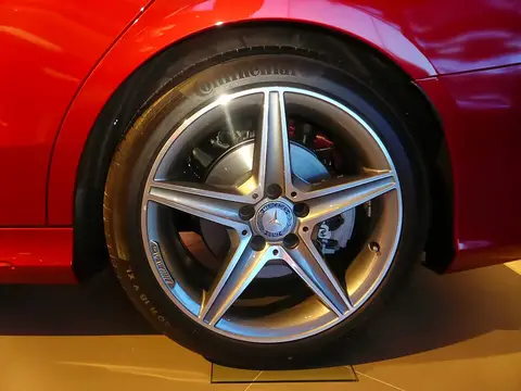 Pneu 225/45 R17 Goodyear